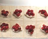 Cseresznyés túrós levél🍒 recept fázis 3 fotója