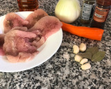 Foto del paso 1 de la receta: Pechuga de pollo en escabeche