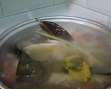 Foto langkah ke 5 dari resep Sop Ayam Suegeer ala Pak Min Klaten.