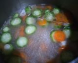 Foto langkah ke 2 dari resep Sop Bihun Oyong.