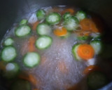Foto langkah ke 2 dari resep Sop Bihun Oyong.