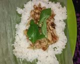 Foto langkah ke 5 dari resep Nasi bakar isi tumis jamur ikan cakalang.