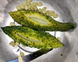 করেলা মাঞ্চুরিয়ান উইথ স্টাফড শ্রিম্প (Karela Manchurian recipe in bengali) রেসিপি ধাপ - 2 ছবি