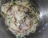 चाऊमिन (chowmein recipe in Hindi) रेसिपी चरण 4 फोटो