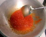 Foto langkah ke 3 dari resep Fettucini with spicy sauce.
