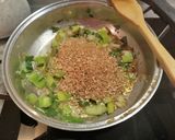 Foto del paso 3 de la receta: Risotto de Langostinos al Ajillo con parmesano