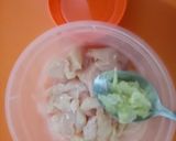 Foto langkah ke 1 dari resep Chicken Popcorn.