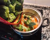 Foto del paso 7 de la receta: Brócoli con patatas y zanahorias al vapor