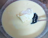 Foto del paso 8 de la receta: Tarta de queso, limón y vainilla con glaseado de pasas al ron