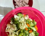 Foto langkah ke 1 dari resep Tumisan saos tiram.