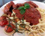 Foto del paso 3 de la receta: Fettucine con costillitas de cerdo al pomodoro
