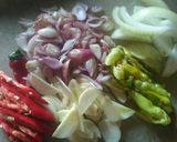 Foto langkah ke 2 dari resep Kerang dara saus tiram.