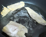 Foto del paso 2 de la receta: Merluza en salsa verde