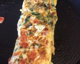 Foto del paso 7 de la receta: Rollo de Huevo de Tomate, Espinaca y Albahaca
