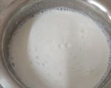 A picture of step 2 of Cold coco with ice cream.