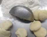 A picture of step 6 of Mawa gujiya.