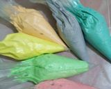 Foto langkah ke 3 dari resep Lidah Kucing Rainbow.