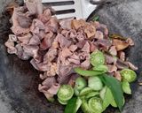 Foto langkah ke 3 dari resep Ati Ampela tumis cabe hijau.