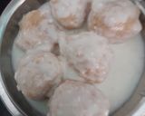 A picture of step 4 of Dahi vada.