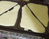 A picture of step 3 of Sandwich maker cake.