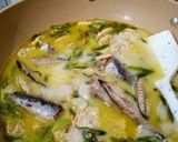 Foto langkah ke 5 dari resep Nyomok Tempe Iwak Pindang.
