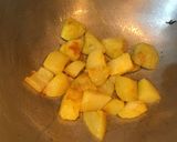 A picture of step 6 of Masala Soya Curry.