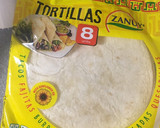 Foto del paso 6 de la receta: Torre de tortillas rellena de bacon y queso, guacamole, y otras cosas.... especial cumpleaños! 🎂