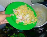Foto langkah ke 8 dari resep Seblak Simpel.