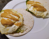 Foto del paso 3 de la receta: Mini Piadinas de Huevo con Salsa de Pimentón a la Miel