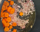 Foto del paso 2 de la receta: Ternera blanca guisada con calabacín