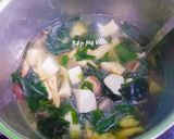 Hình bước làm 4 của món Canh chay rong biển đậu hủ,nấm hương và tàu hủ ky