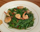 Foto langkah ke 4 dari resep Tumis Pucuk Labu & Udang.