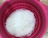Foto langkah ke 1 dari resep Bihun Goreng Pedas.
