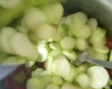 A picture of step 4 of Turai (less oil).