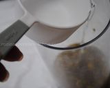 A picture of step 1 of Fennel sharbat with cardamom.