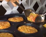 Foto langkah ke 5 dari resep Omelet Mie Mini.