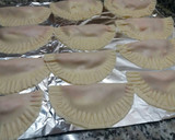 Foto del paso 6 de la receta: Empanadillas de sobrasada, queso y almendra