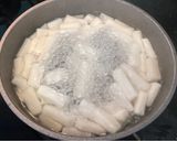 Hình bước làm 1 của món Bột năng nấu nước đường