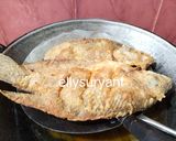 Foto langkah ke 9 dari resep Gurame Goreng Tepung Crunchy Ala Rumah Kami.
