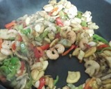 Foto del paso 4 de la receta: Verduras al wok con fideos