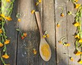 Foto del passaggio 5 della ricetta Polvere di petali di calendula