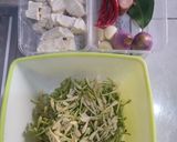 Foto langkah ke 1 dari resep Tumis Bunga Pepaya.