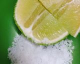Hình bước làm 1 của món Vịt kho nước dừa