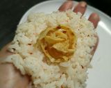 Foto langkah ke 3 dari resep ONIGIRI Simple 5 bahan (Nasi Kepal).