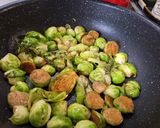 Rizses, húsos, kelbimbós recept fázis 3 fotója