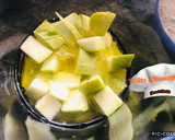 Foto del paso 2 de la receta: Magdalenas de cacao y calabacín