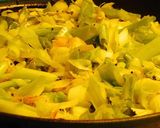A picture of step 2 of Spring roll with veggies.