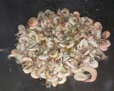 Foto langkah ke 2 dari resep Tumis Udang Cabe Hijau.