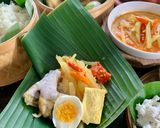 Foto langkah ke 1 dari resep 24. Nasi Liwet Solo - Ikon Kuliner Indonesia.