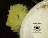 A picture of step 6 of Egg roll.